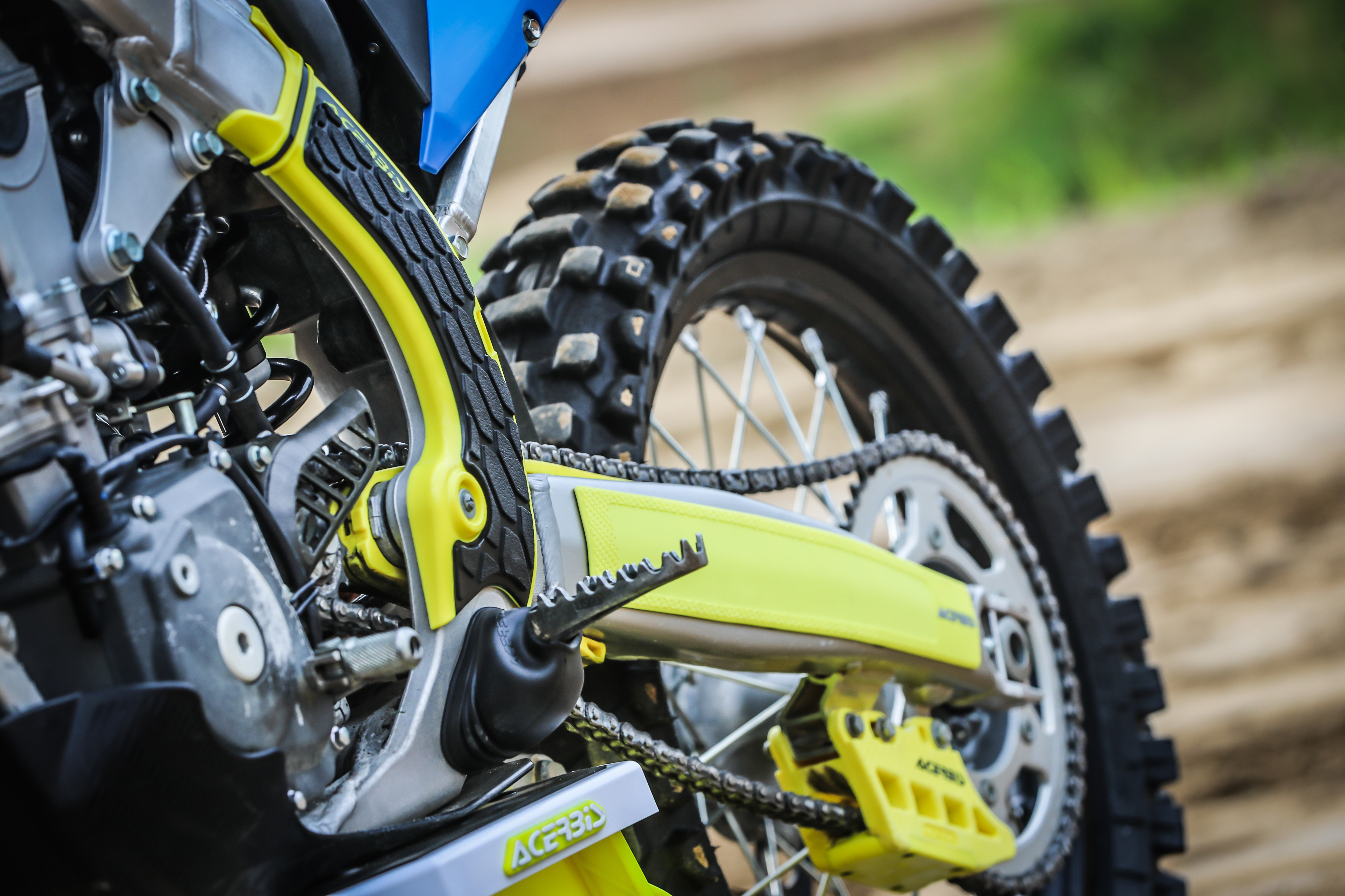 Chrániče rámu Acerbis X-GRIP Suzuki RMZ 250 2015-2018 - ŽLTÁ/ČIERNA